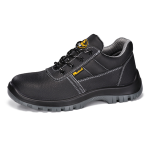 Sepatu Keselamatan APD Tahan Minyak L-7006
