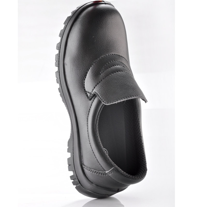 Sepatu Kerja Dapur Hitam L-7019 
